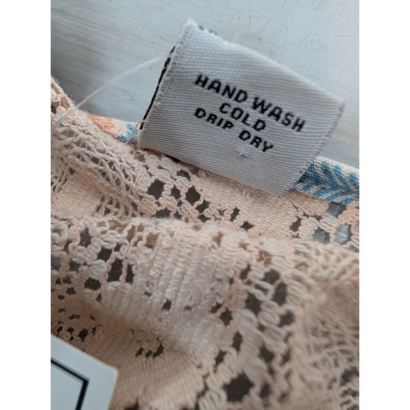 Emma G Cold Shoulder Top Crochet Lace Peasant Boho Tunic Rayon Womens Size L NWT - Picture 10 of 11